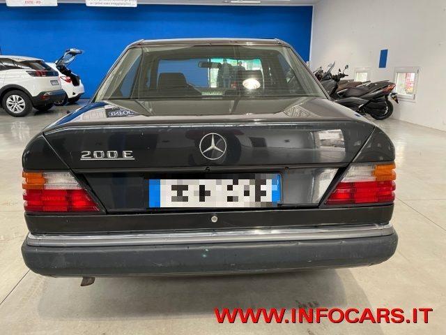 MERCEDES-BENZ 200 E cat W 124 FASCIONATA DA COLLEZIONE