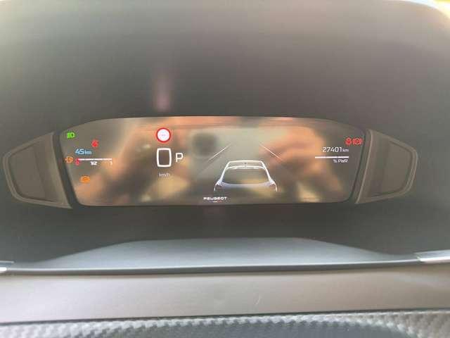 Peugeot 208 1.2 Hybrid Allure 110cv e-dcs 6