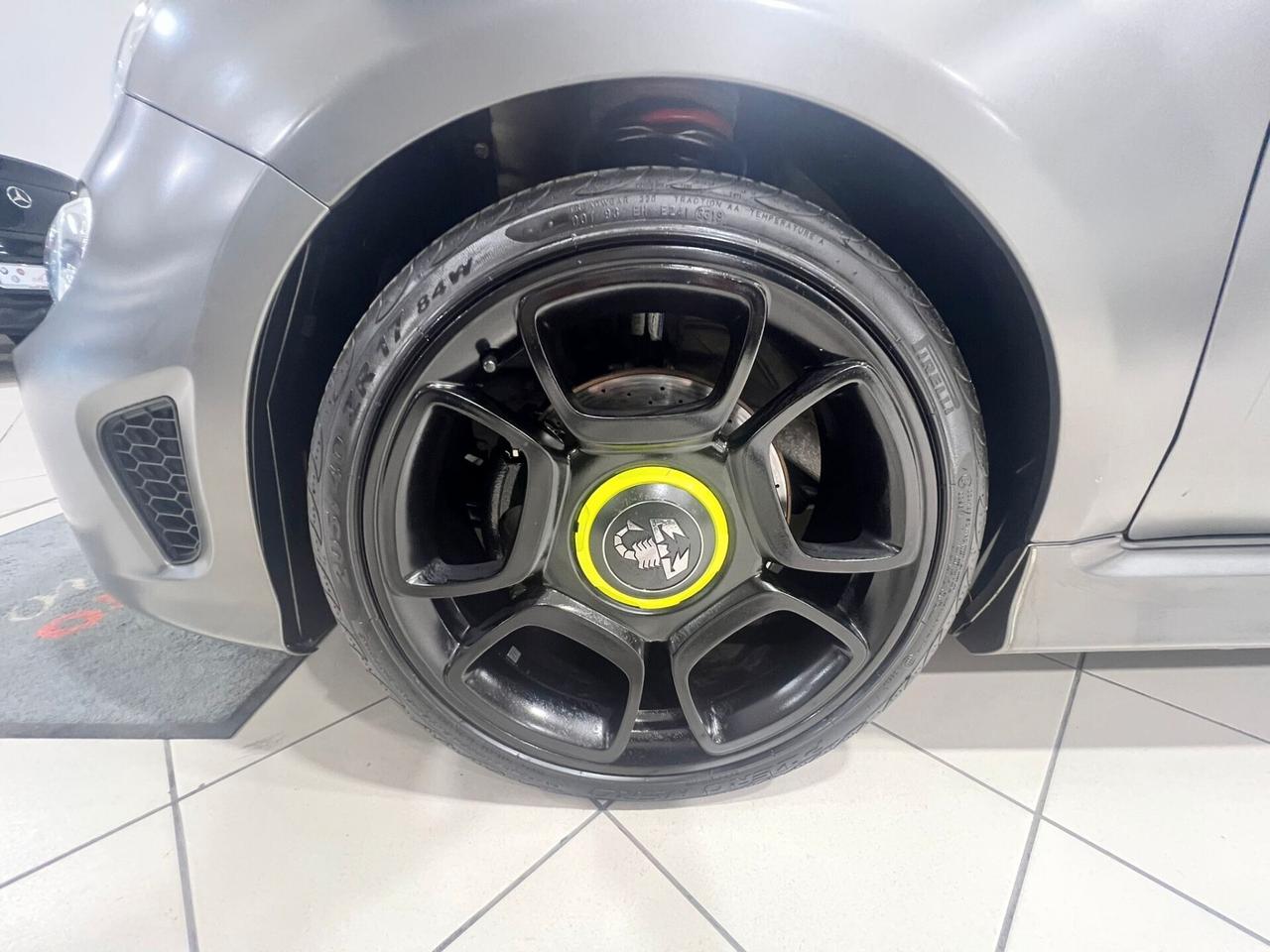 Abarth 595 1.4 Turbo T-Jet 160 CV Pista