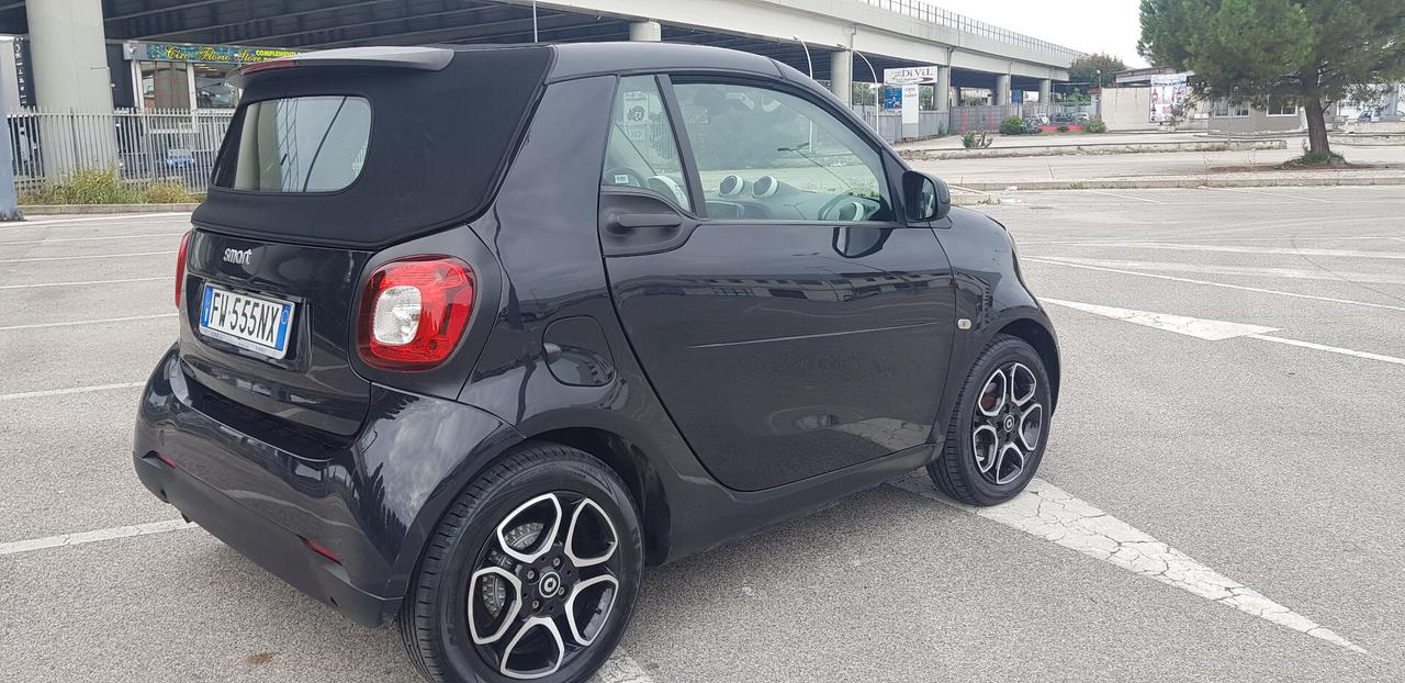 SMART FOR TWO 70 - 1.0 CABRIO 04/2019