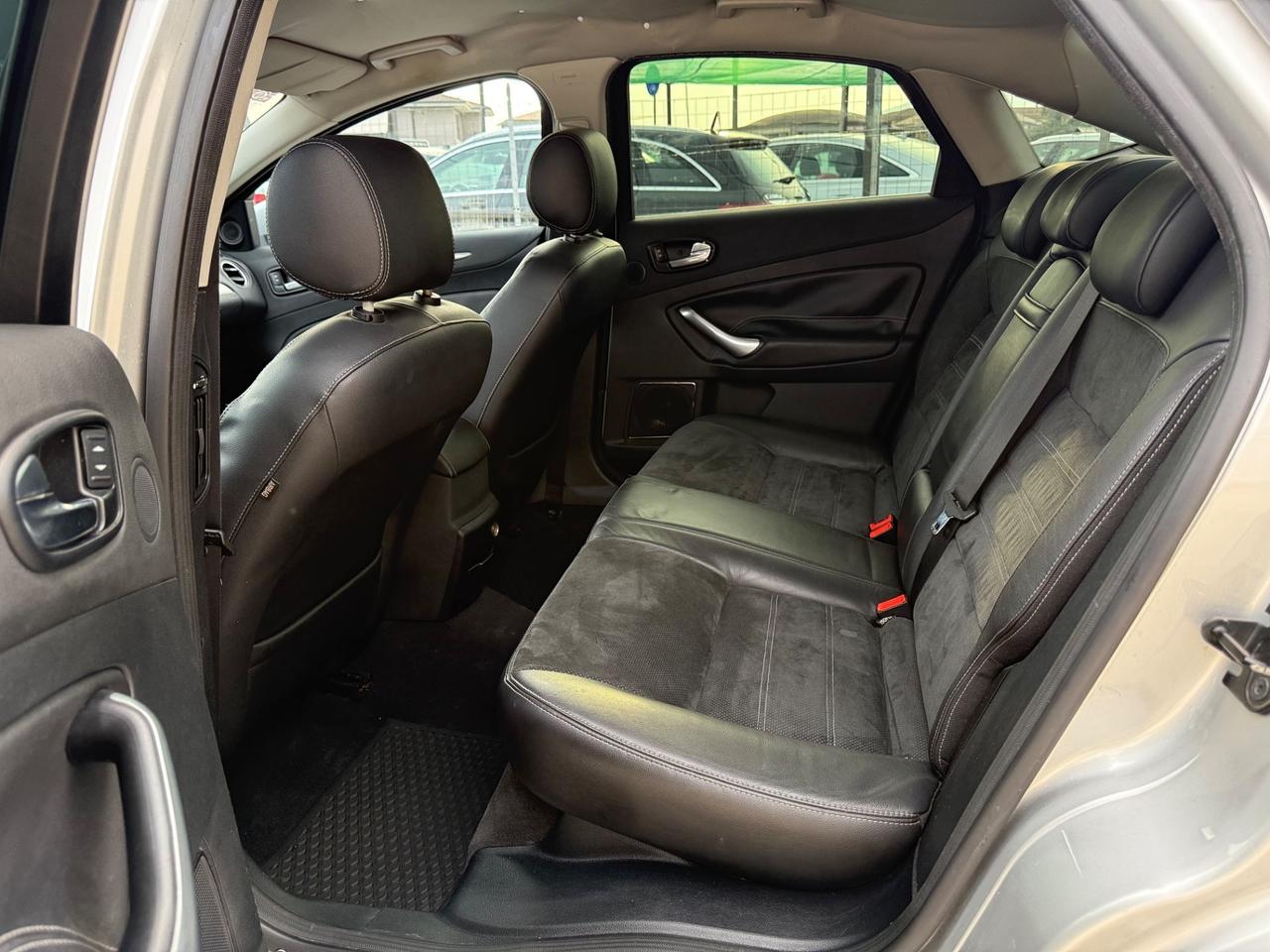 Ford Mondeo 2.0 TDCi 131cv CV 4 porte Titanium DPF