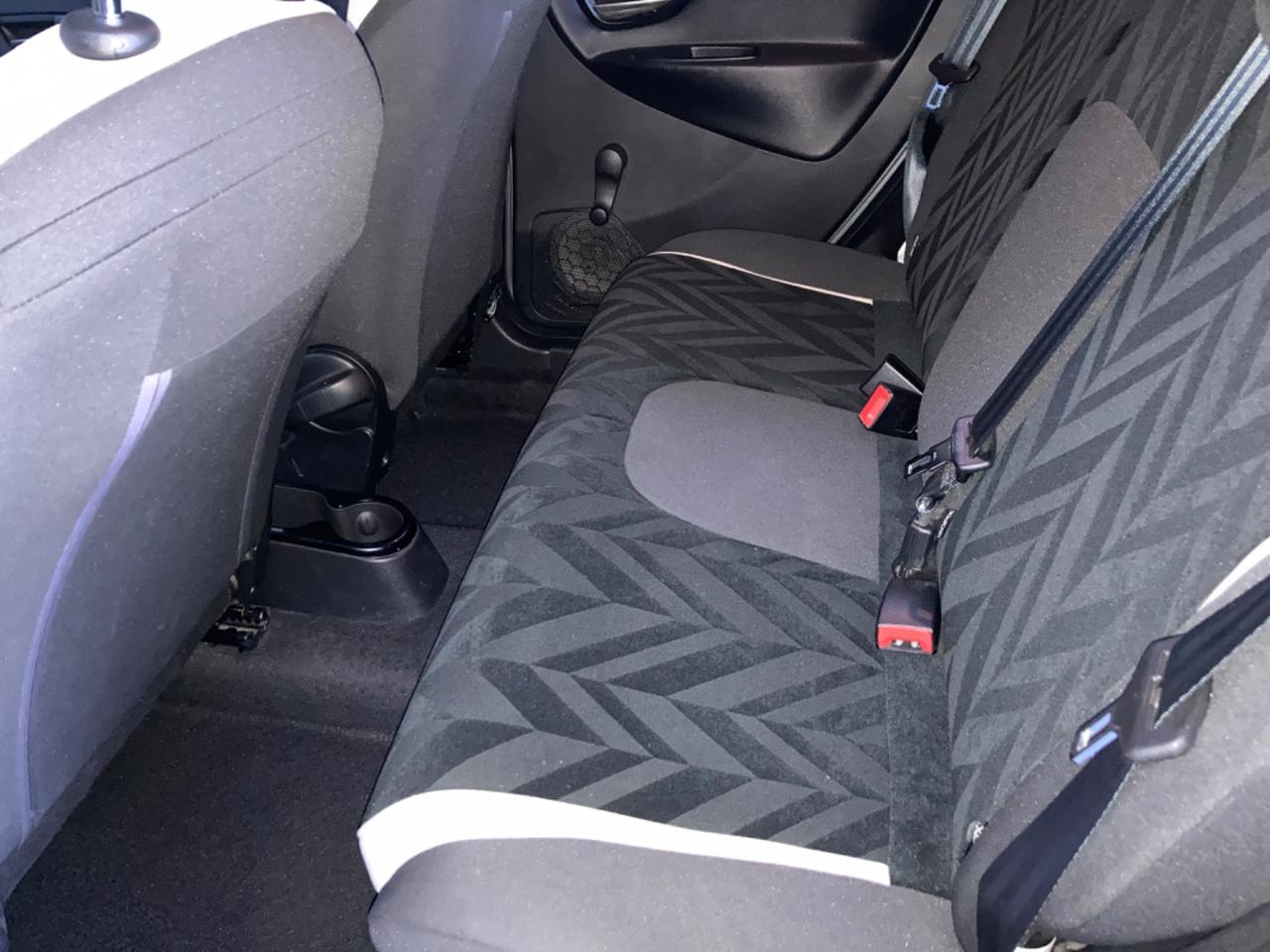 Lancia Ypsilon 1.2 69 CV 5 porte Gold per neopatentati