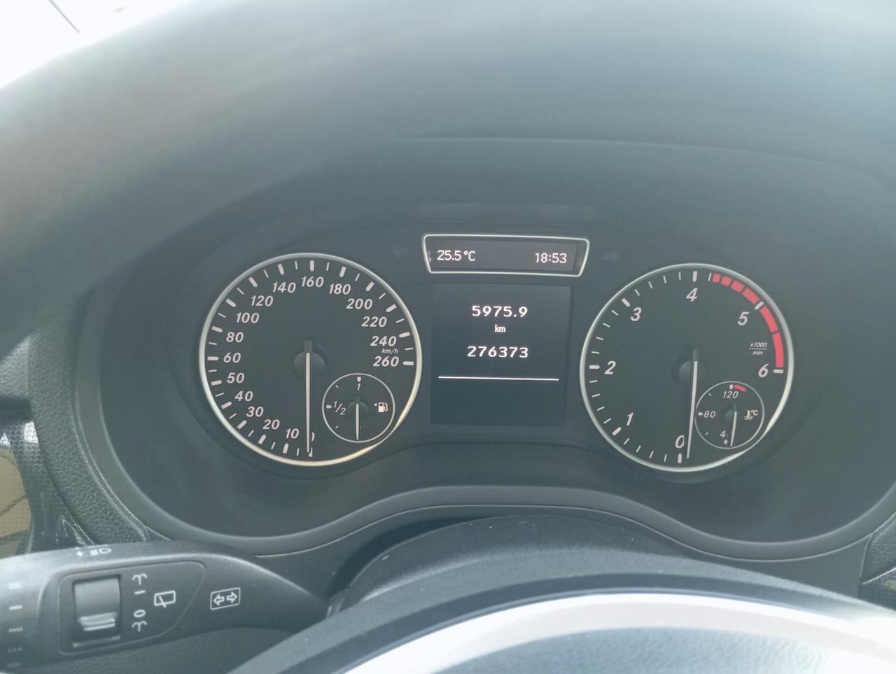 Mercedes-benz B 200 CDI BlueEFFICIENCY Executive