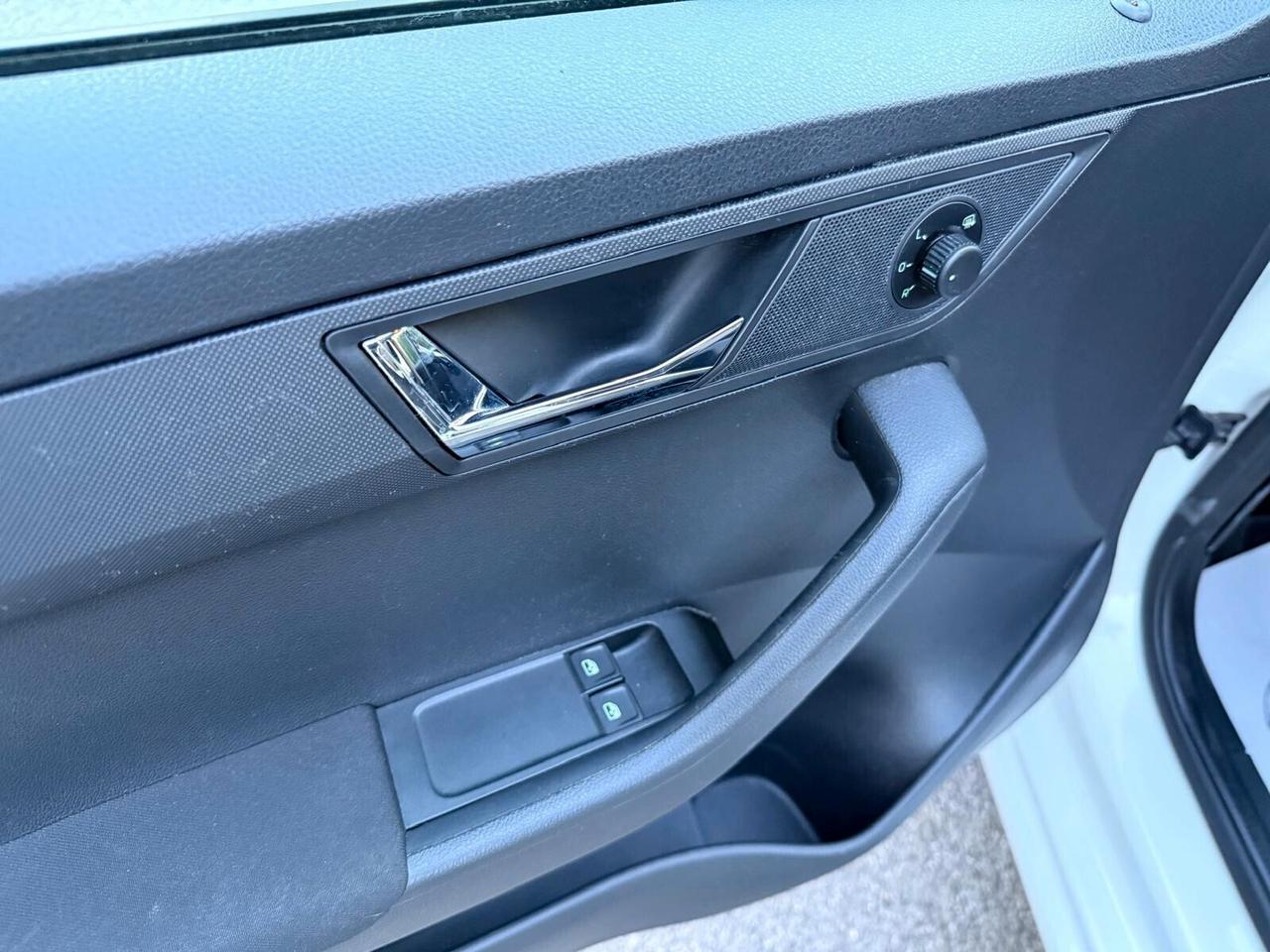 Skoda Fabia 1.0 MPI 75 CV Ambition ***OK NEOPATENTATI***