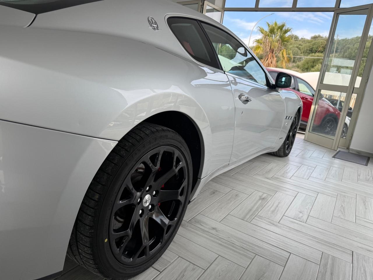 Maserati GranTurismo 4.2V8 405cv CARTIER FERRARI ENGINE2014