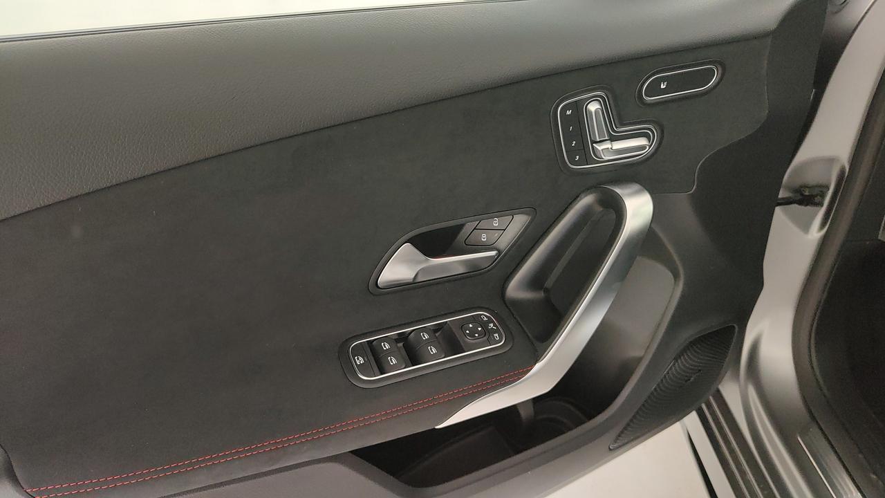 Mercedes-Benz Mercedes-AMG A 35 4MATIC
