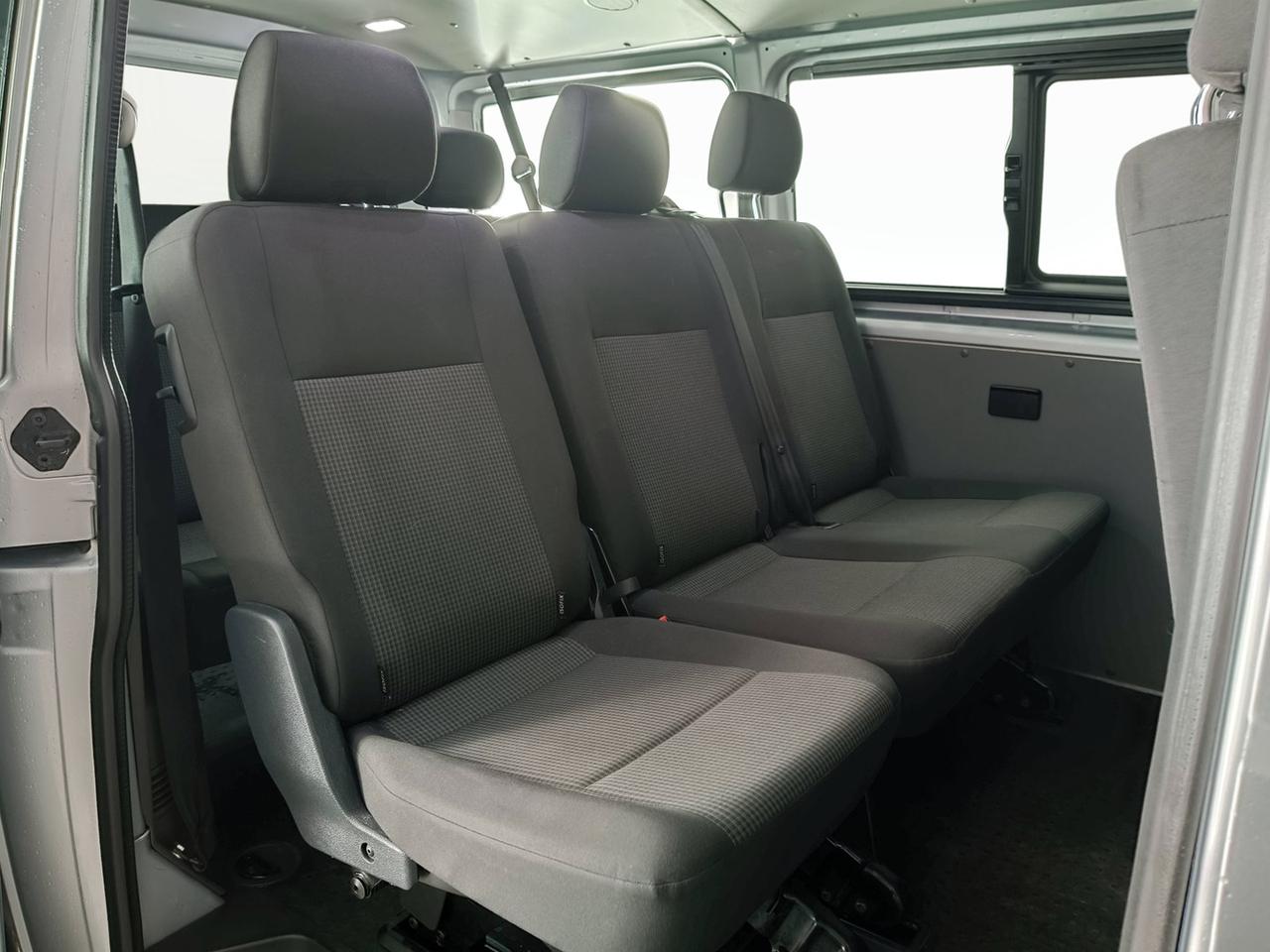 VOLKSWAGEN T6.1 Transporter 30 - T6.1 Transporter 30 2.0 tdi 110cv kombi Business p.c.