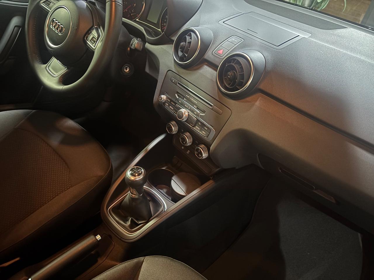 Audi A1 SPB 1.0 TFSI ultra solo 14.000 km