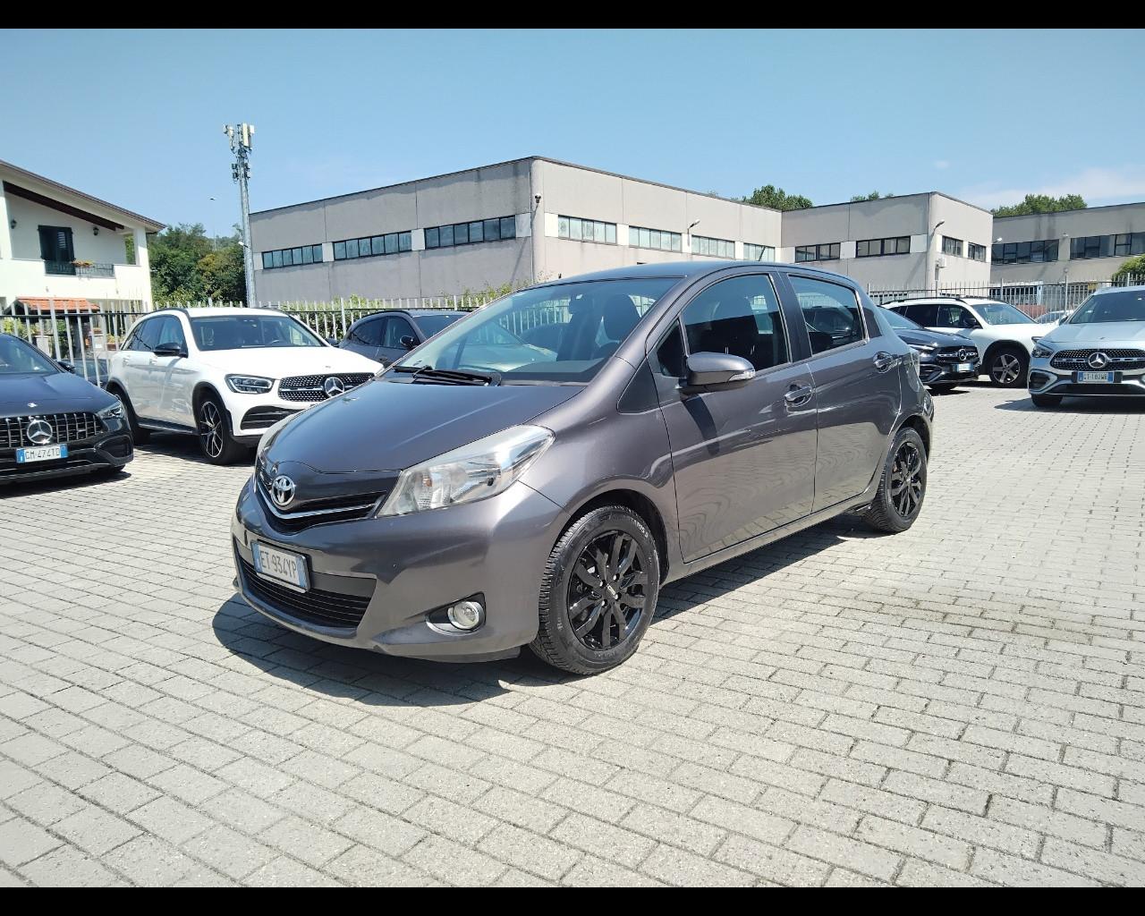TOYOTA Yaris III 2011 - Yaris 5p 1.0 Active