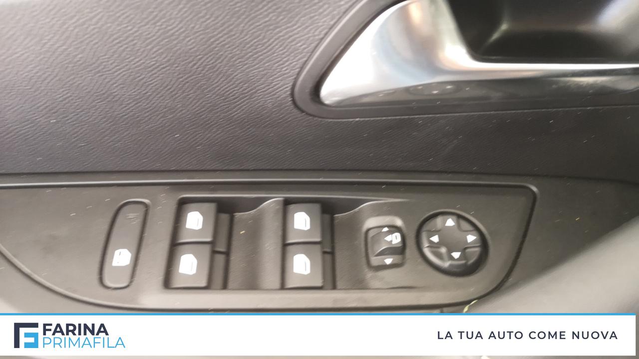 PEUGEOT 2008 II 2023 - 2008 1.2 hybrid GT 145cv e-dcs6