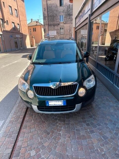 Skoda Yeti 2.0 TDI CR 140CV DSG 4x4 Adventure