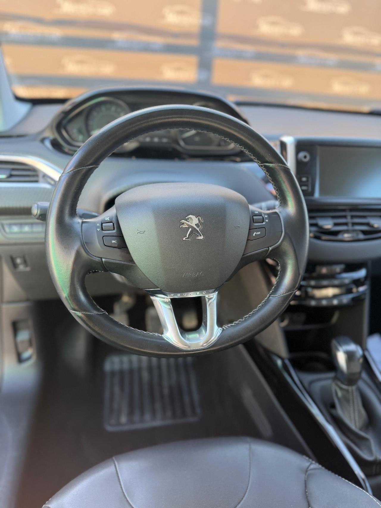 PEUGEOT 2008 (anno 2016)