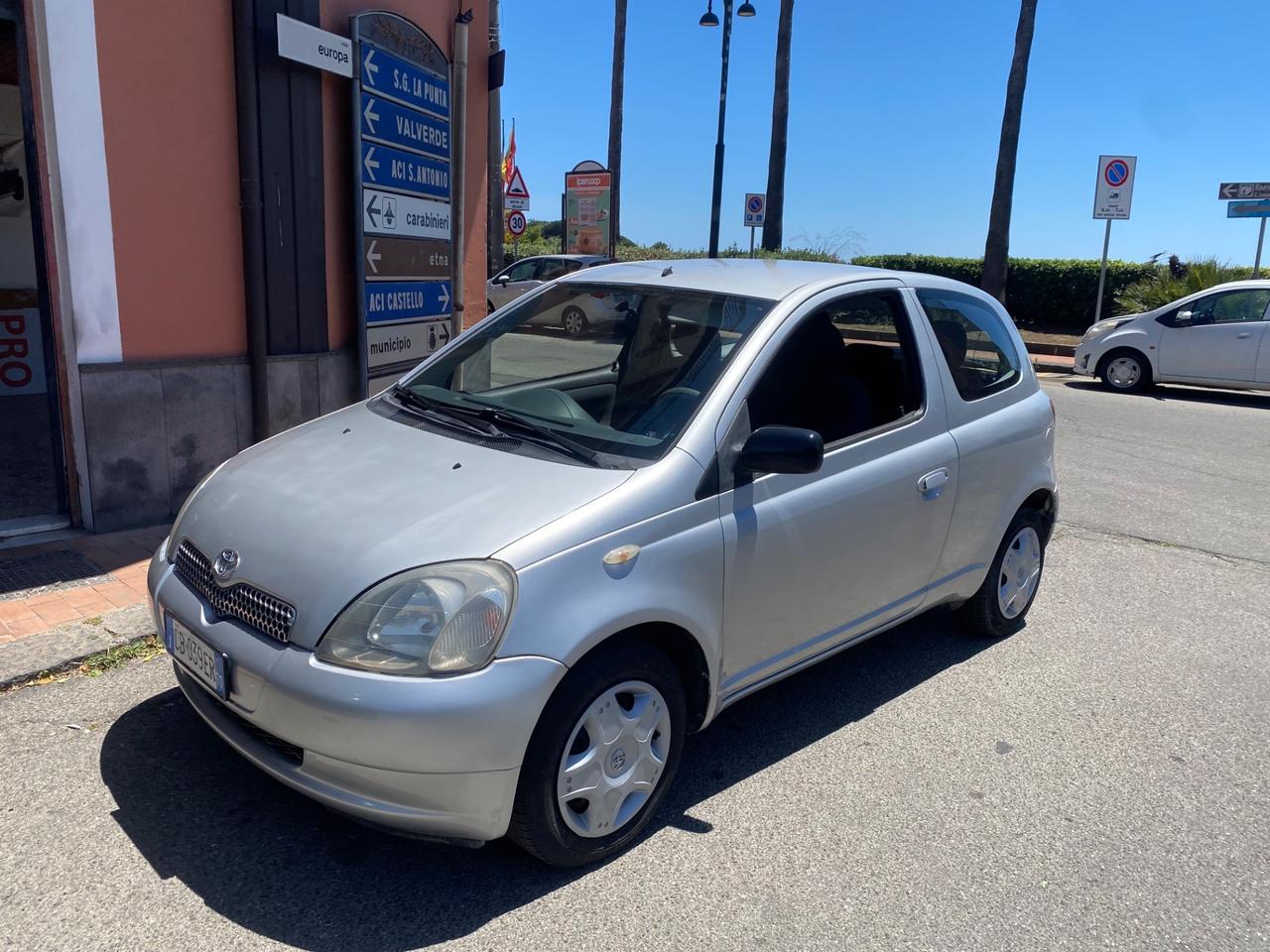 Toyota Yaris 1.4 tdi D-4D cat 3 porte Sol