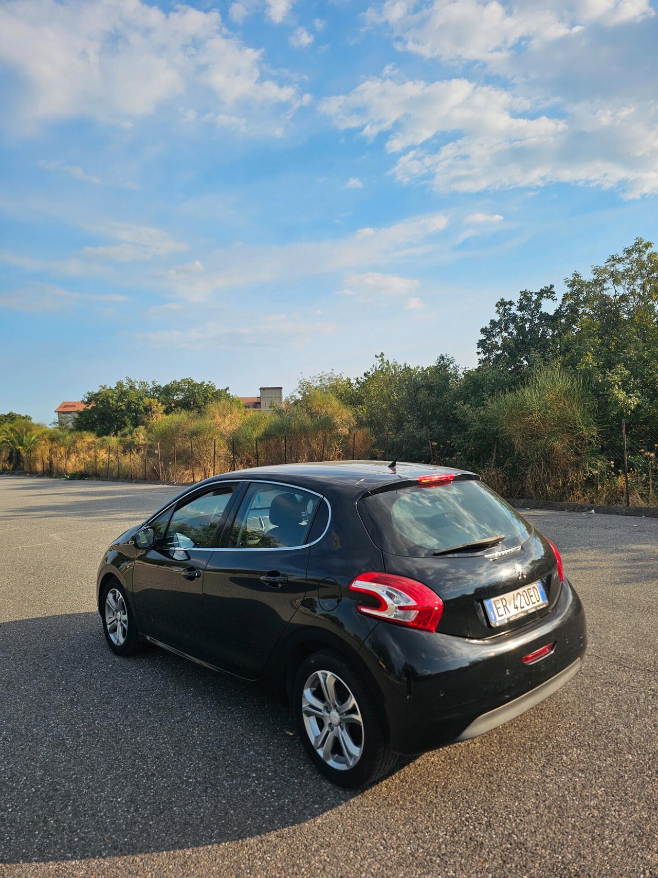 Peugeot 208 1.2 VTi 82 CV 5 porte