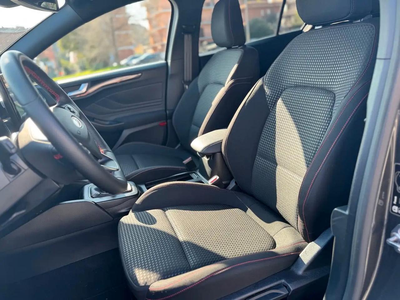 Ford Focus HYB 125CV ST-LINE -NESSUN OBBLIGO DI FINANZIAMENTO