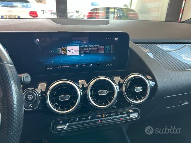 MERCEDES-BENZ GLA 200 d Automatic Premium