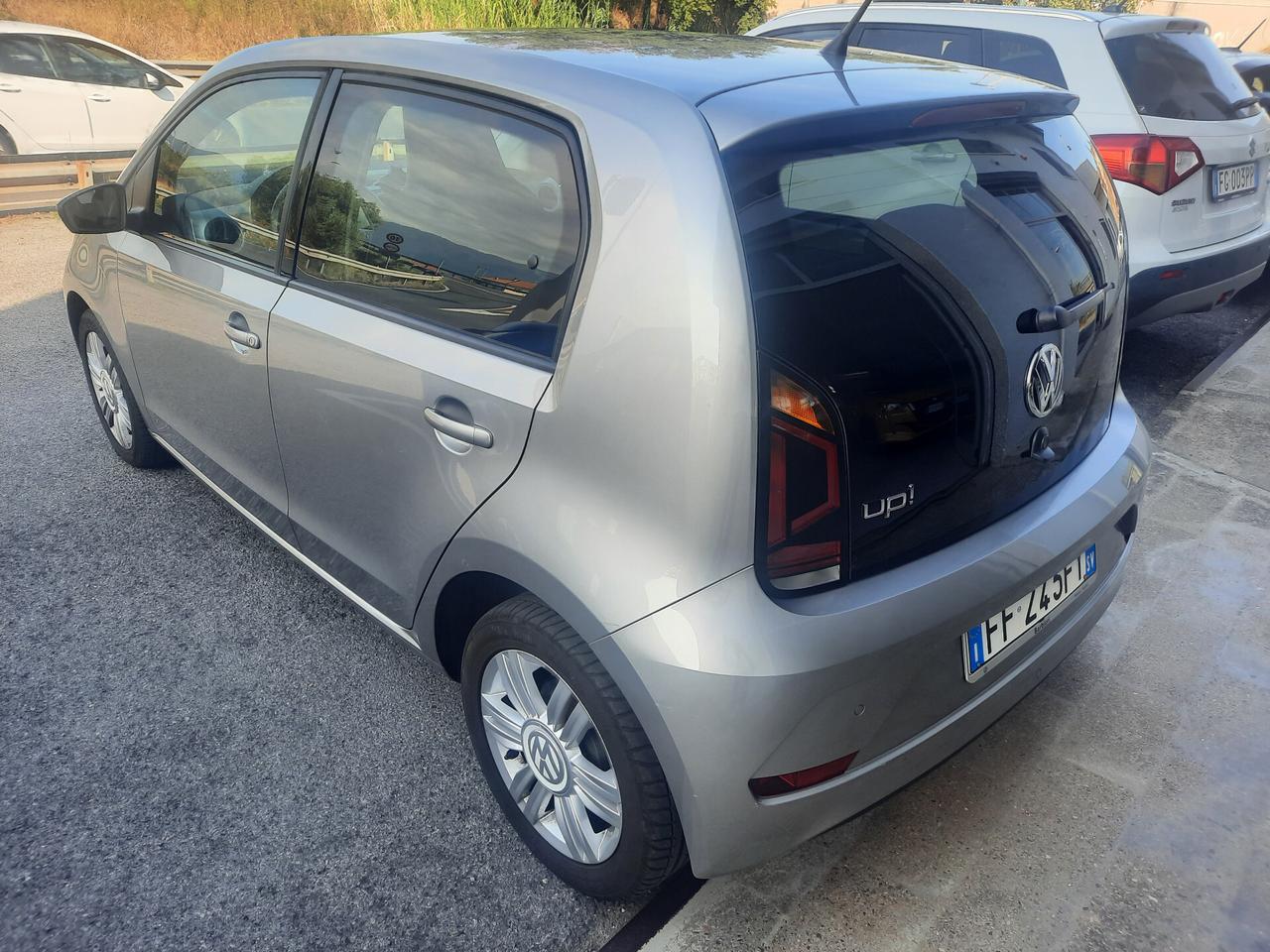 Volkswagen up! 1.0 75 CV 5p. high