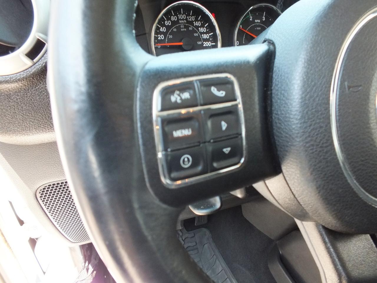JEEP WRANGLER 2.8 CRD DPF SAHARA AUTOM.