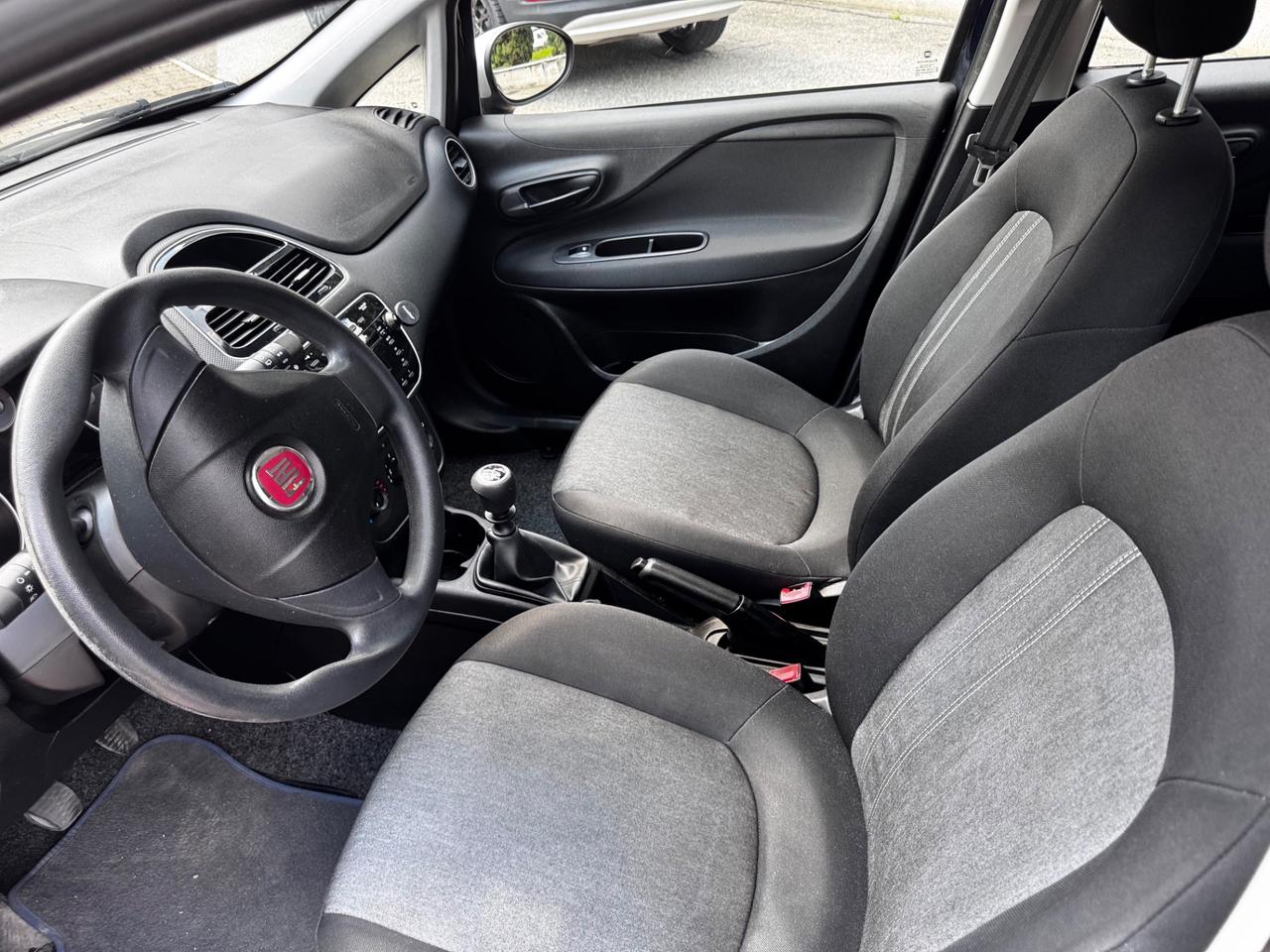 Fiat Punto 1.2 8V 5 porte Lounge neopatentati
