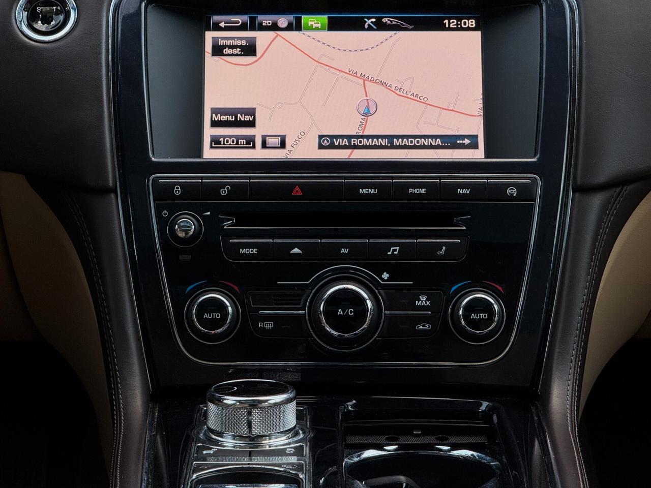 Jaguar XJ 3.0d V6 Portfolio 275CV TETTO