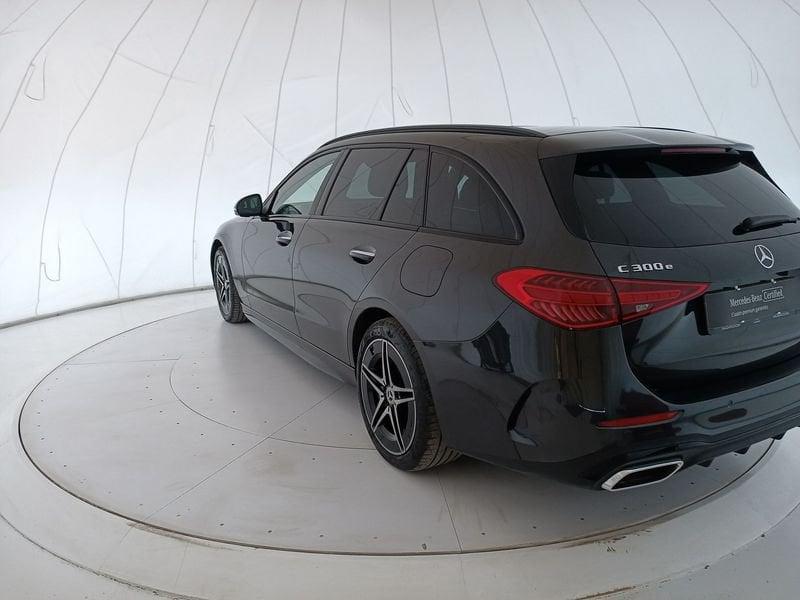 Mercedes-Benz Classe C Classe C-S206 SW 2021 C SW 300 e phev AMG Line Premium auto