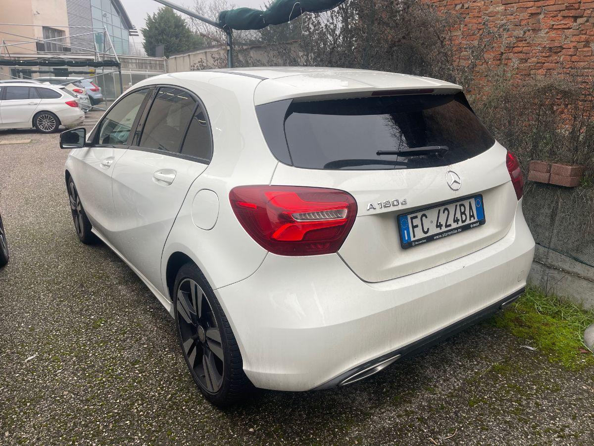 MERCEDES - Classe A - A 180 d Premium