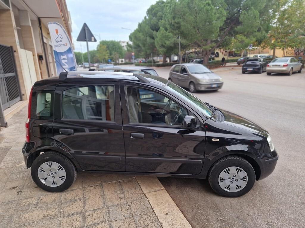 FIAT PANDA 1.2 ACTIVE CAMBIO AUT. UNICO PROPRIETAR