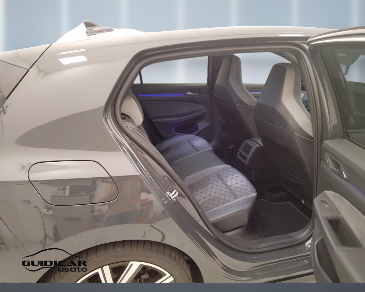 VOLKSWAGEN Golf VIII 2020 - Golf 1.5 etsi evo R-Line 150cv dsg