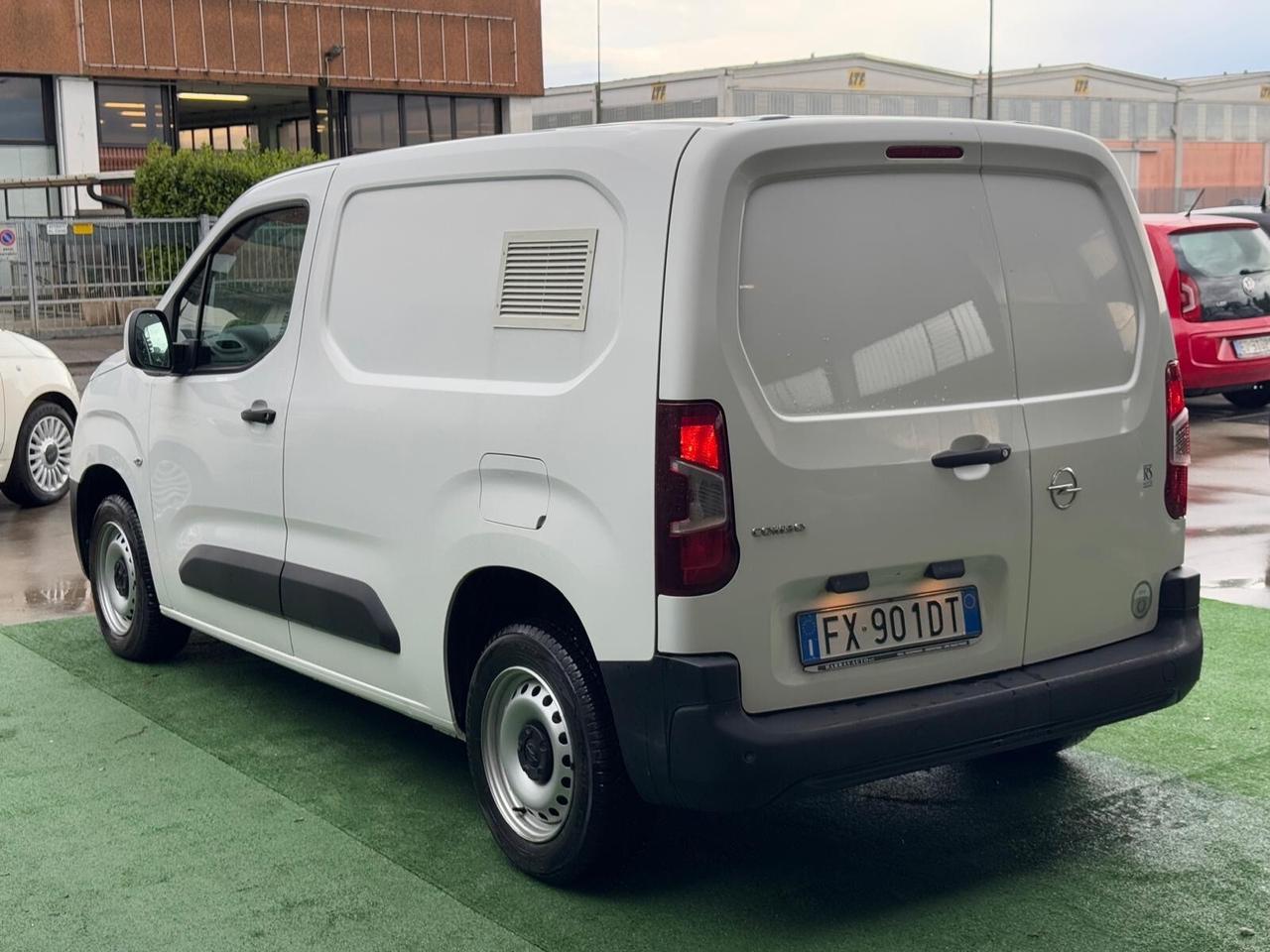 Opel Combo Cargo 1.6 Diesel PC 1000kg Edition