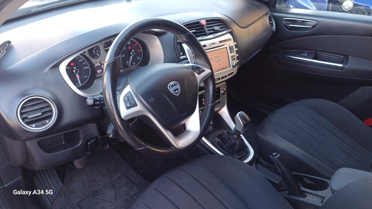 Lancia Delta 1.6 MJT DPF Gold 2012