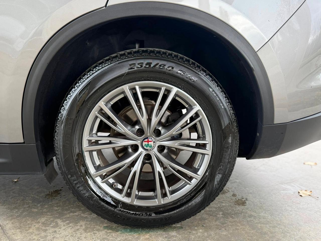 Alfa Romeo Stelvio 2.2 Turbodiesel 210 CV AT8 Q4 B-Tech