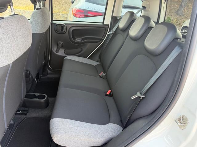FIAT Panda 1.0 HYBRID CITY LIFE+CLIMATRONIC+SCHERMO+5POSTI