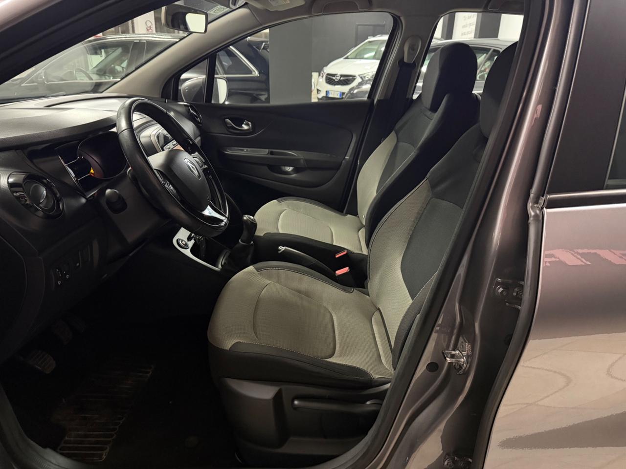 RENAULT Captur 1.5 dCi (90) S&S Live 2014