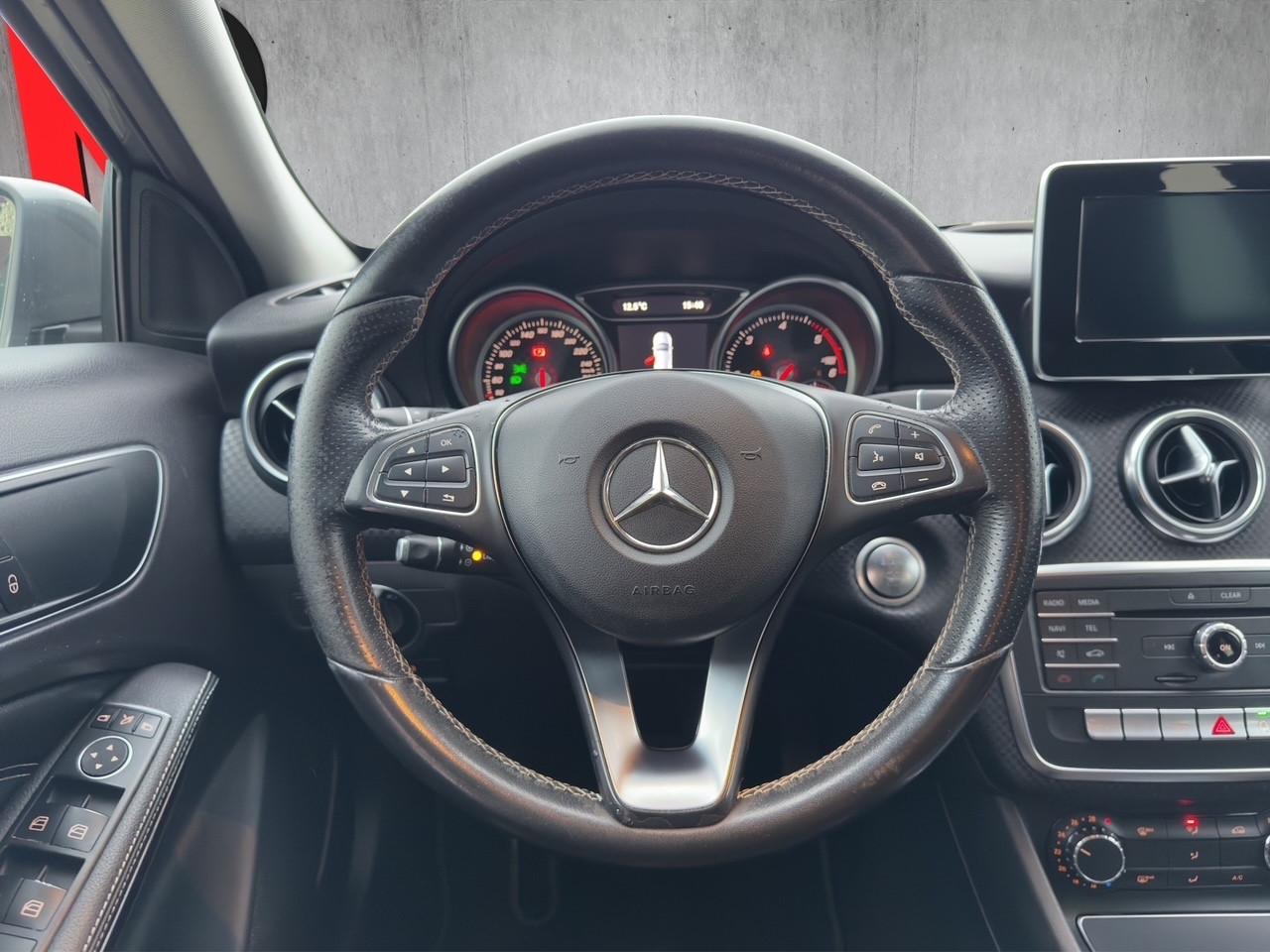Mercedes-benz A 180 d Automatic Premium