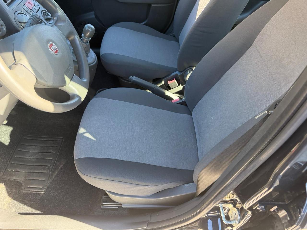 Fiat Panda 1.4 Dynamic Natural Power Mamy neopatentati