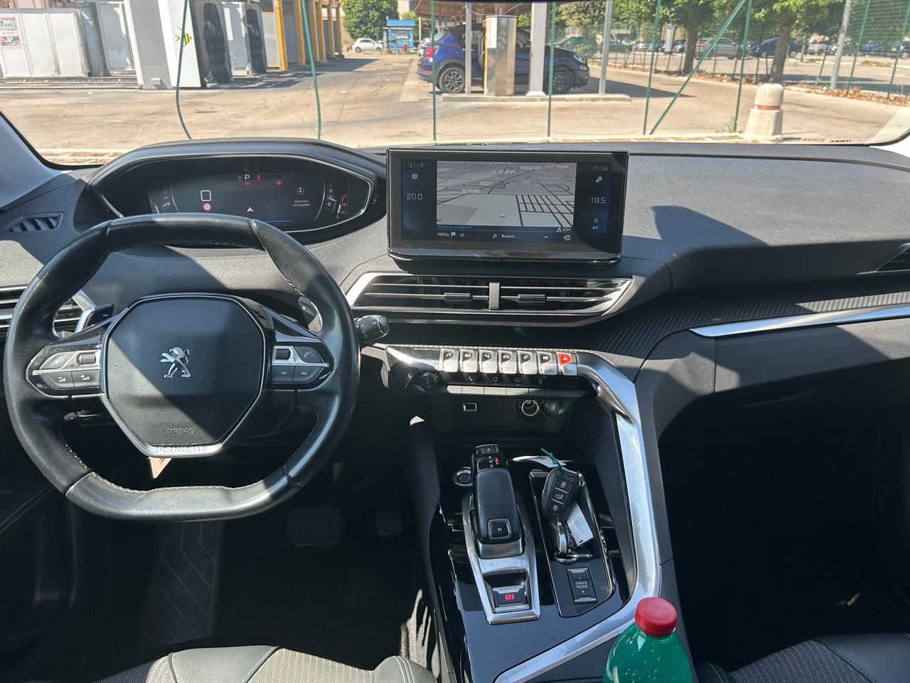 Peugeot 3008 BlueHDi 130 S&S EAT8 Allure da vetrina