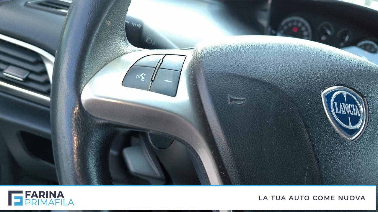 LANCIA Ypsilon III 2015 - Ypsilon 0.9 t.air Gold ecochic metano 80cv