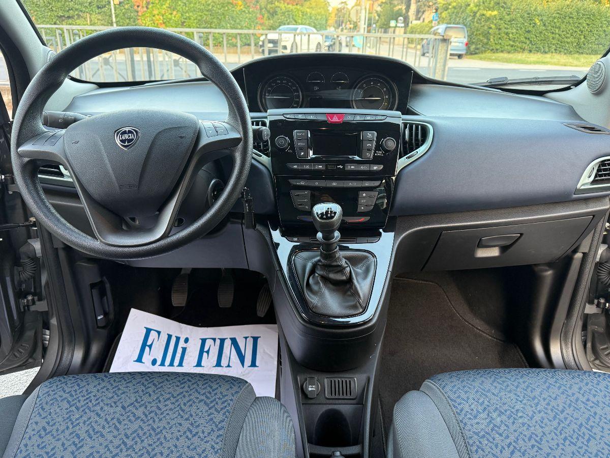 LANCIA - Ypsilon - 1.0 FireFly 5p S&S Hybrid Silver
