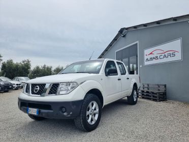 Nissan Navara 2.5 dCi 4 porte Double Cab LE
