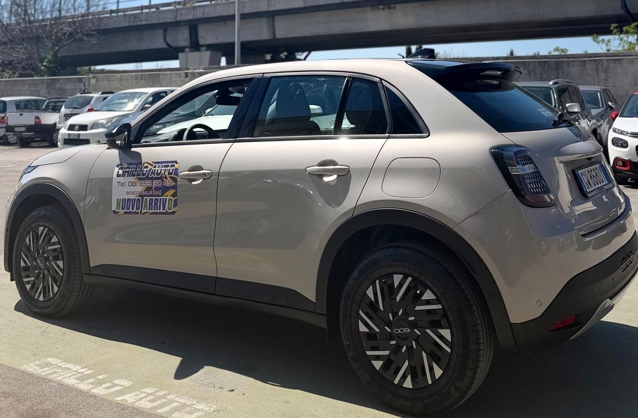 Fiat 600 1.2 Hybrid DCT Mhev La Prima 100 Cv