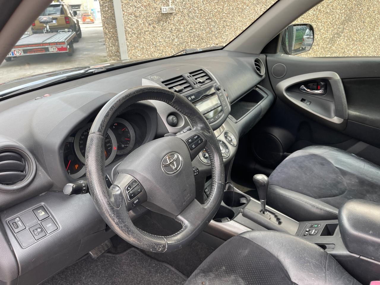 TOYOTA RAV4 CROSSOVER 2.2 D-Cat 150CV AUTOMATICO 4X4