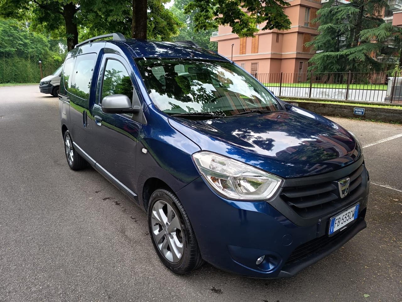 Dacia Dokker 1.5 DIESEL ANNO 2015 POSTI 5 AUTOVETTURA