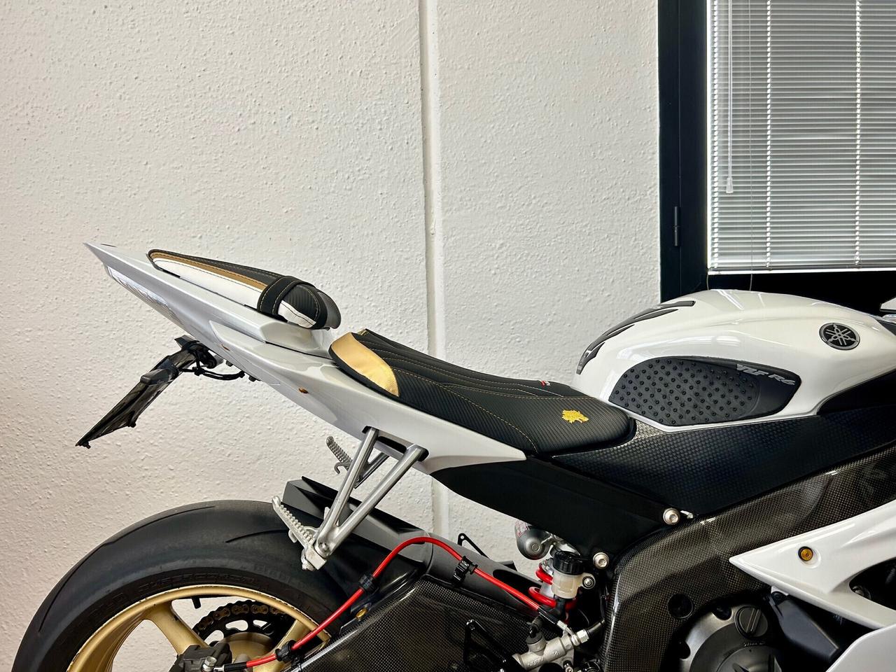 YAMAH YZF - R6 " MOTO TAGLIANDATA E PRONTA ALL'USO "