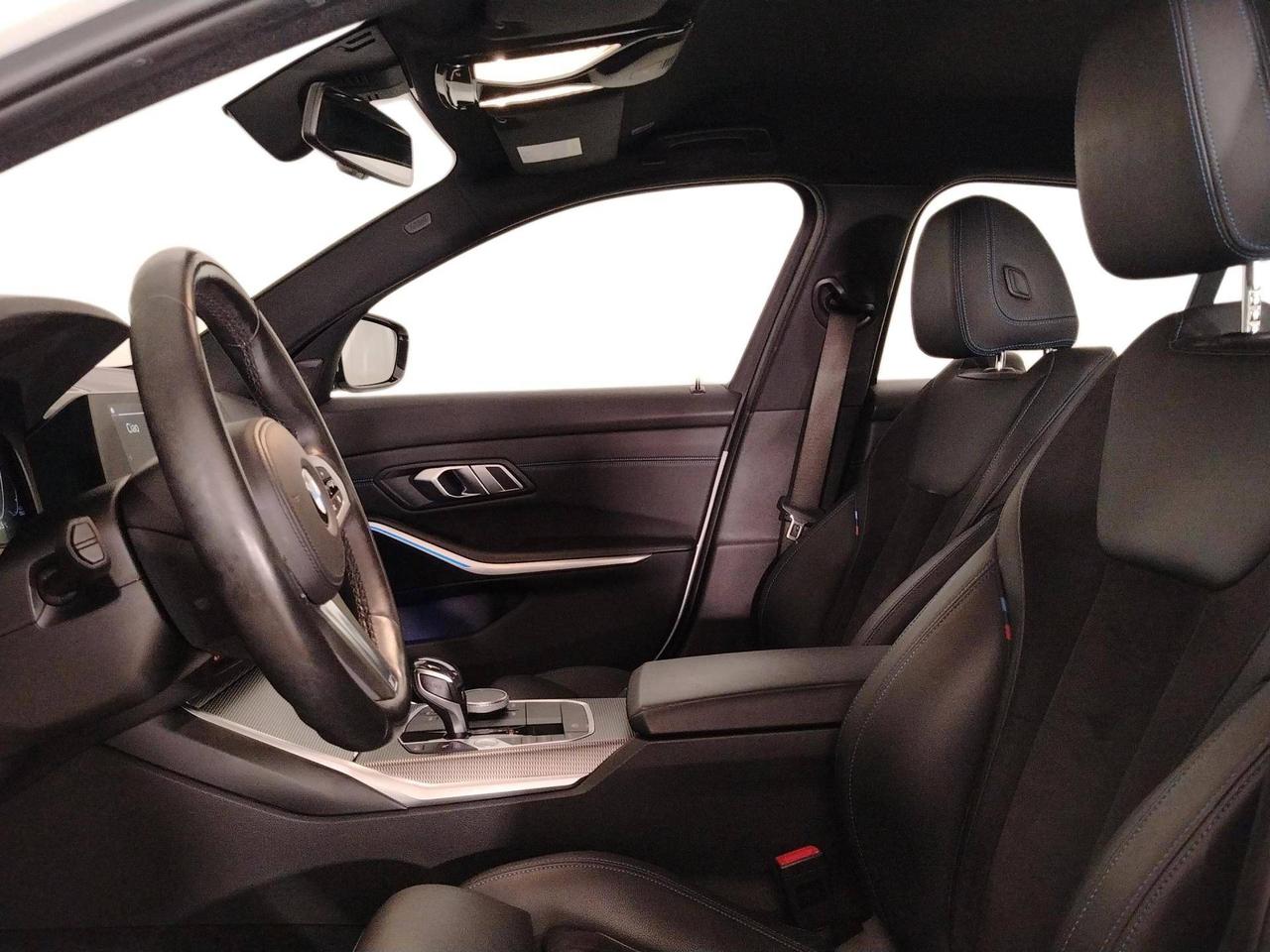 BMW Serie 3 318d Berlina MSport