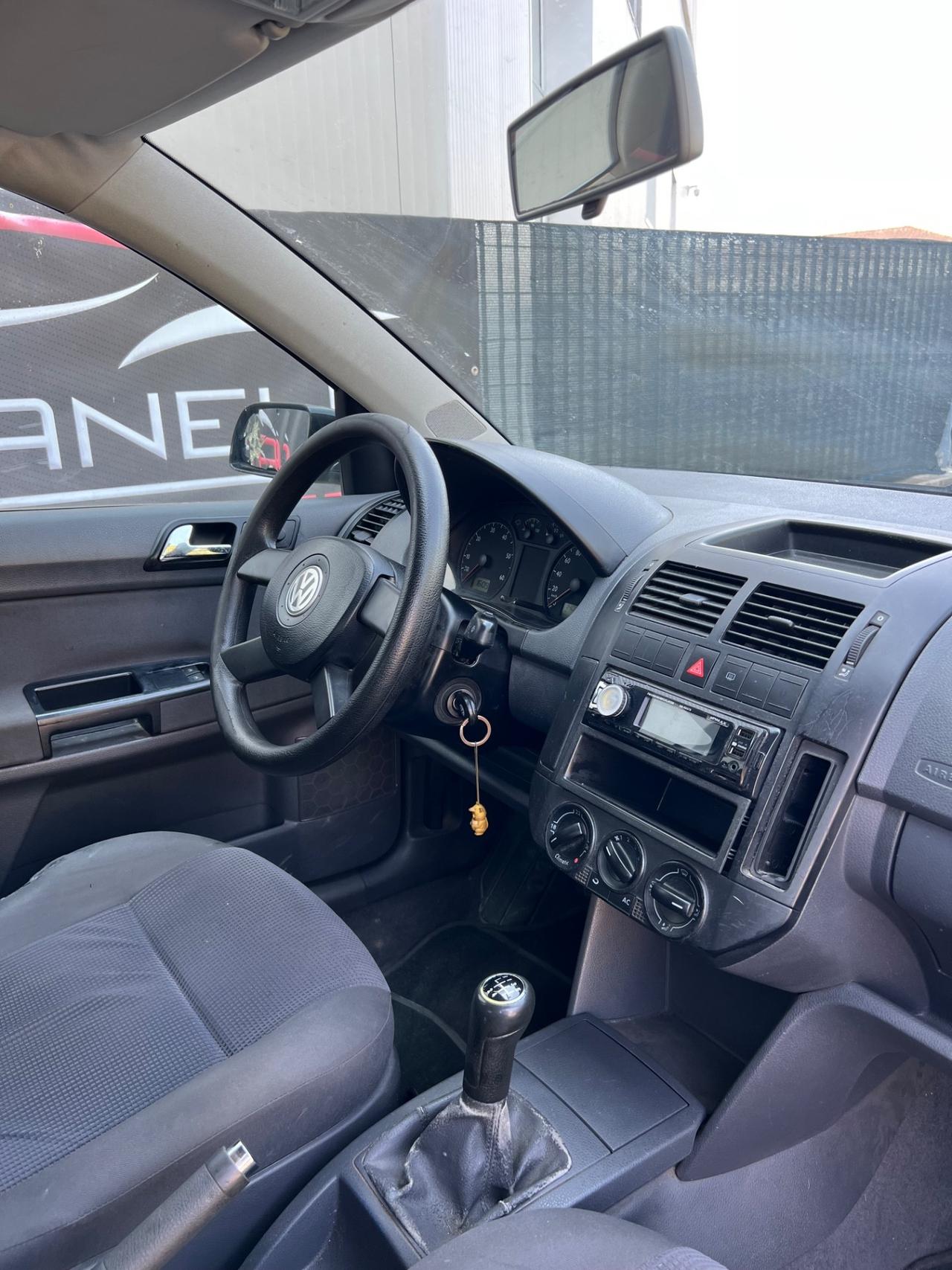 Volkswagen Polo 1.4 16V 5p. Comfortline NEOPATENTATI