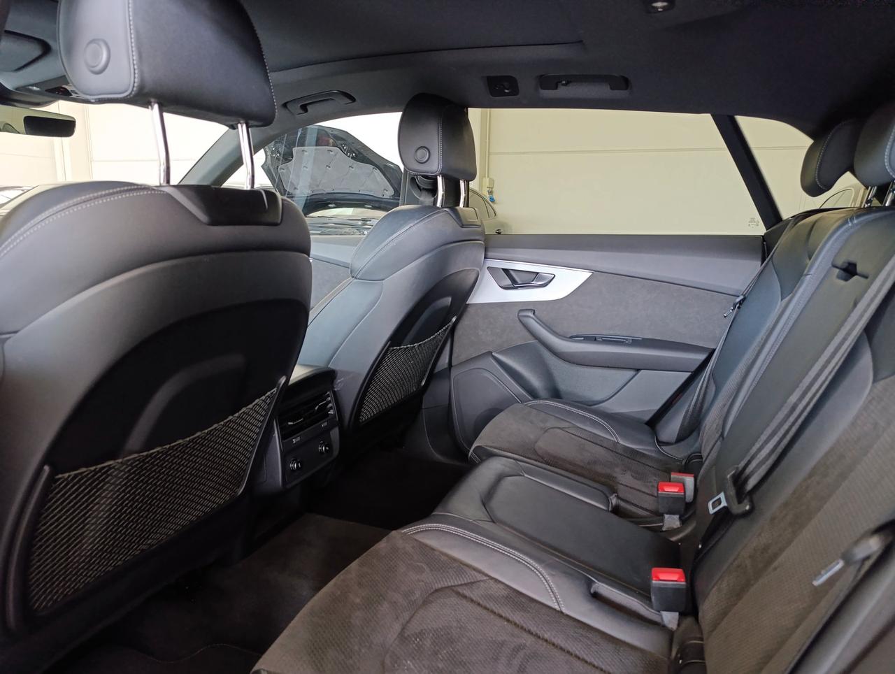 Audi Q8 55 3.0 tfsi mhev Sport quattro tiptronic