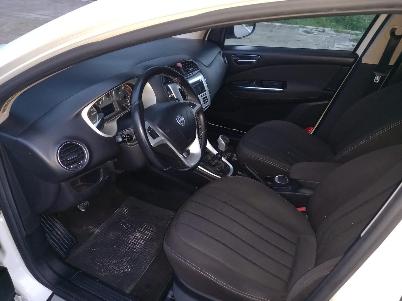 Lancia Delta 1.6 MJT 105 cv