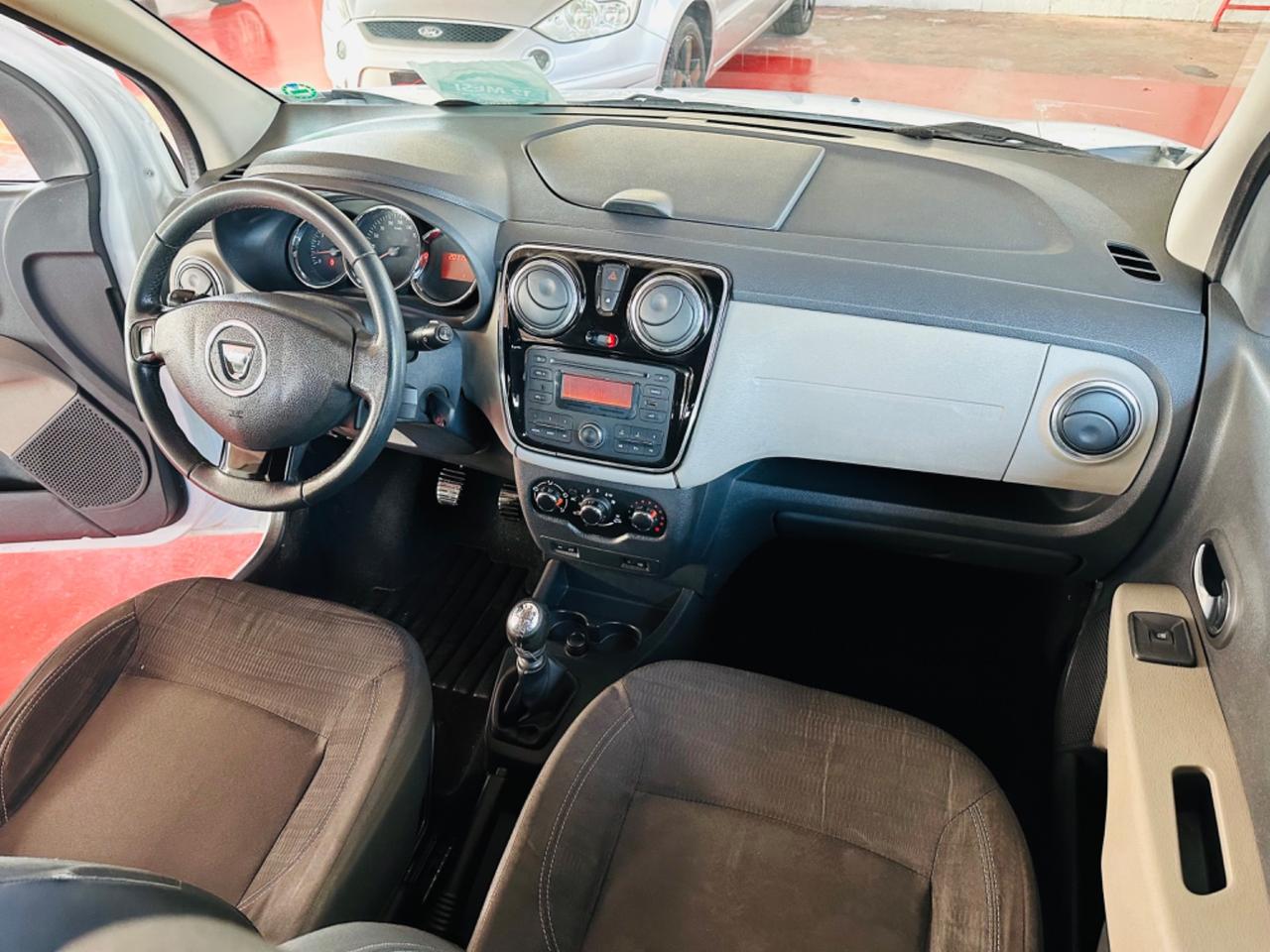 Dacia Lodgy 1.5 dCi 110CV 6Marce Lauréate