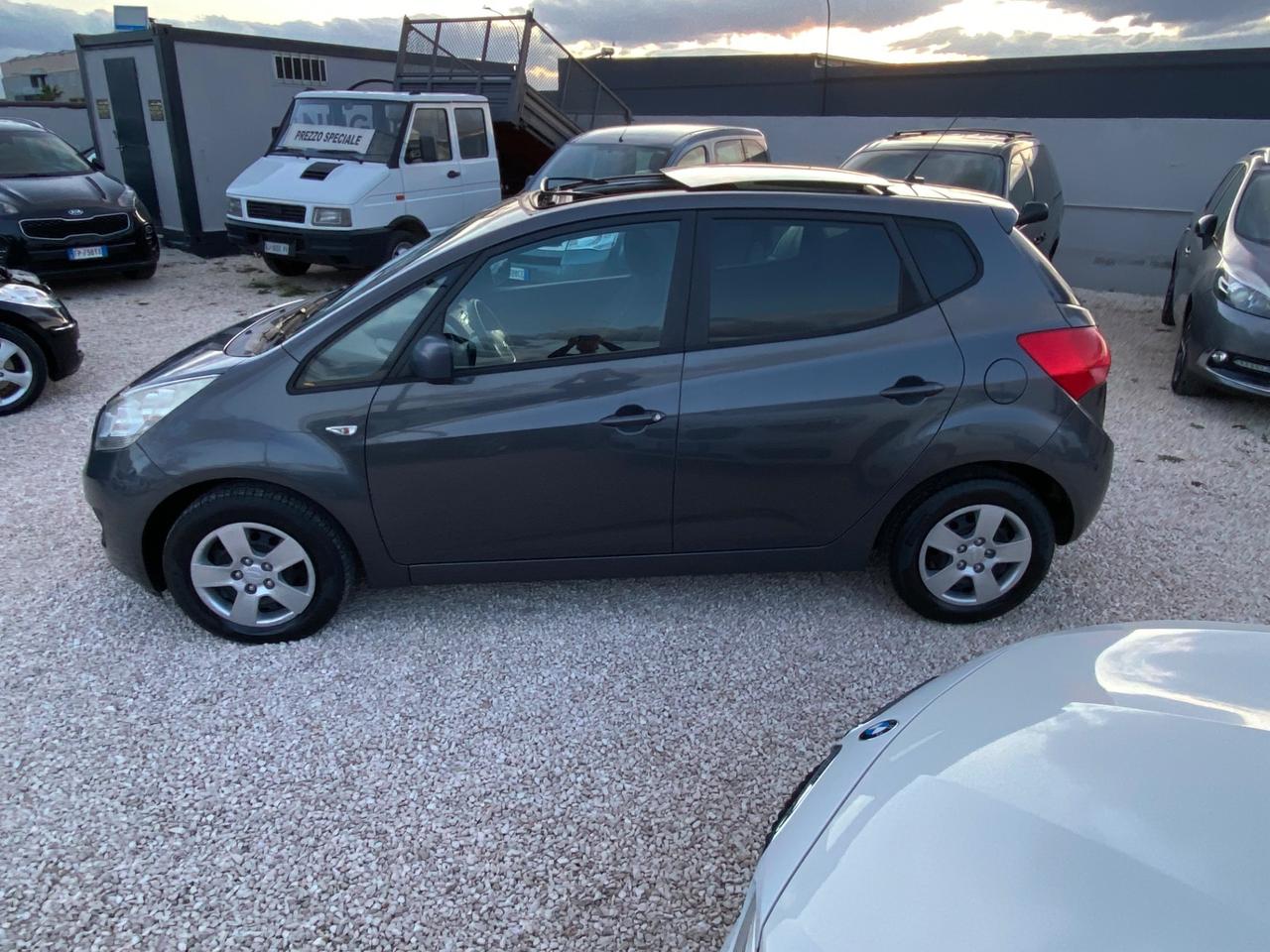 Kia Venga 1.4 CRDi 90CV WGT Fullsky