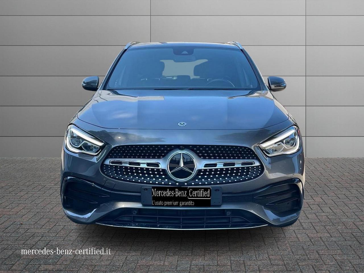 Mercedes-Benz GLA 200 d Premium auto